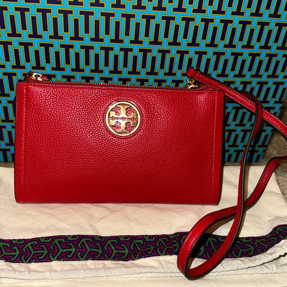 Tory Burch top zip crossbody bag NWT